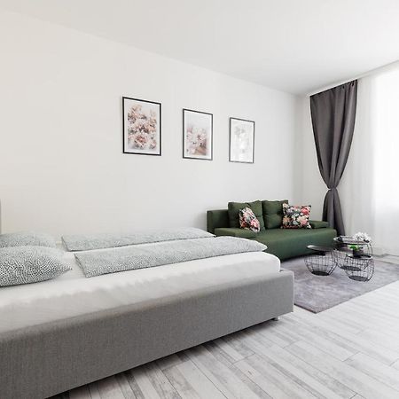 Einzigartiges Apar. Prater/Messe Apartment Wina Bagian luar foto