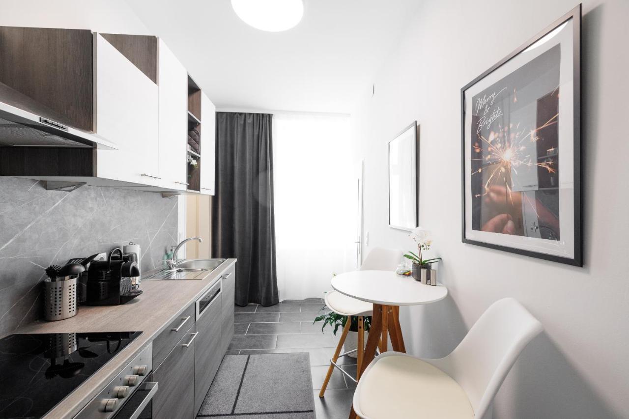 Einzigartiges Apar. Prater/Messe Apartment Wina Bagian luar foto