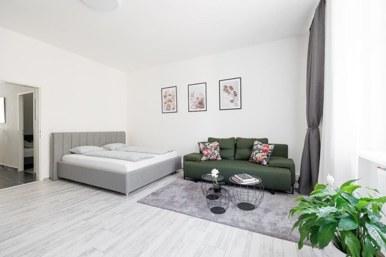 Einzigartiges Apar. Prater/Messe Apartment Wina Bagian luar foto